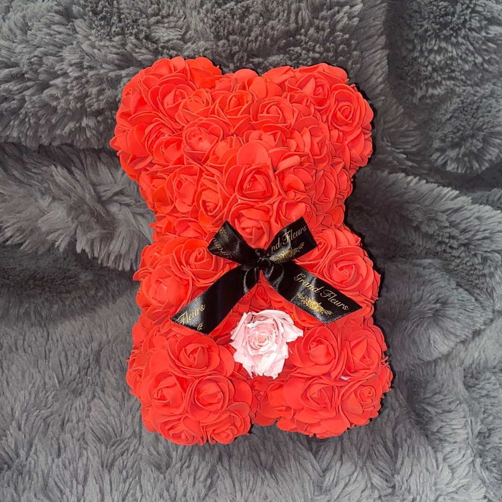 Red Rose Bear